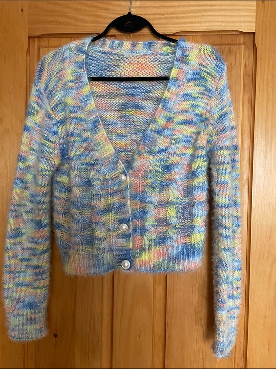 Sweaters - M. So Soft Pastel Multi-Color V-Neck Cardigan Sweater NWOT